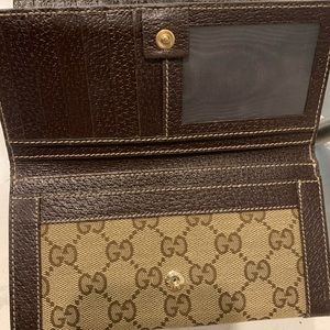 Gucci wallet